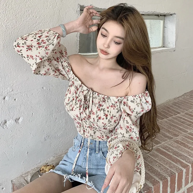 Retro Floral Print Square Collar Blouse Women Long Sleeves Chiffon Shirt Sweet And Spicy Crop Top Elegant Casual All-Match