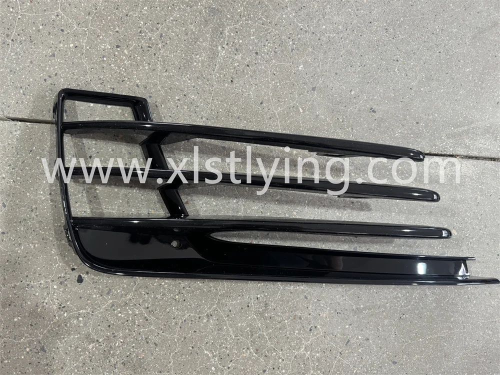 Car bumper body kits facelift conversion front bumper with grille for VW Volkswagen golf 7 MK7 change to GTI