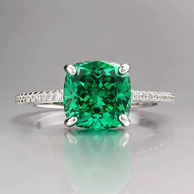 

New Product 925 Silver Imported High Carbon Diamond 8 * 8mm Fat Square Emerald Green Ring, Female Fashion Versatile Ring Niche