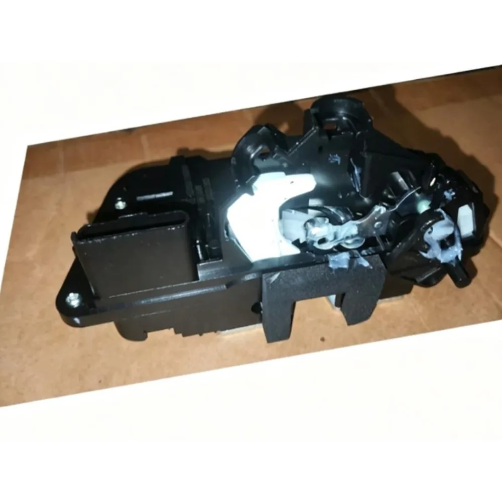 Front Rear Left Right Door Lock Assembly Locking Mechanism for Dongfeng Xiaohu LH RH Accessories