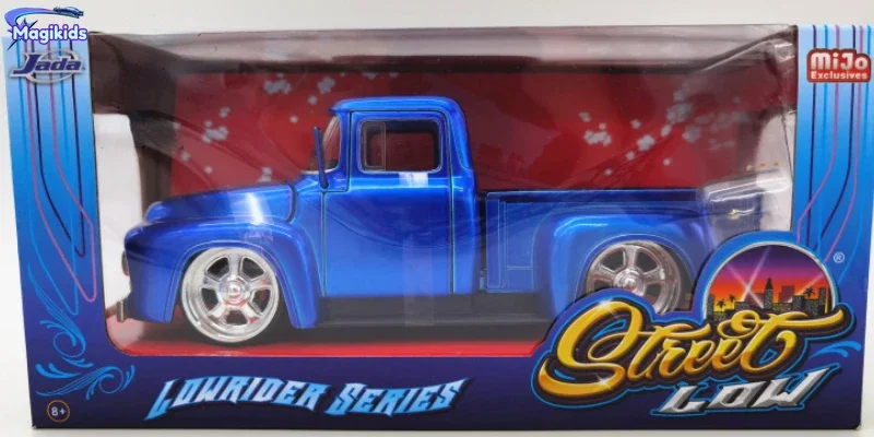 1:24 1956 Ford F-100 Pickup Classic Simulation Diecast Car Metal Alloy Model Car CHEVY Toy For Children Gift Collection J134