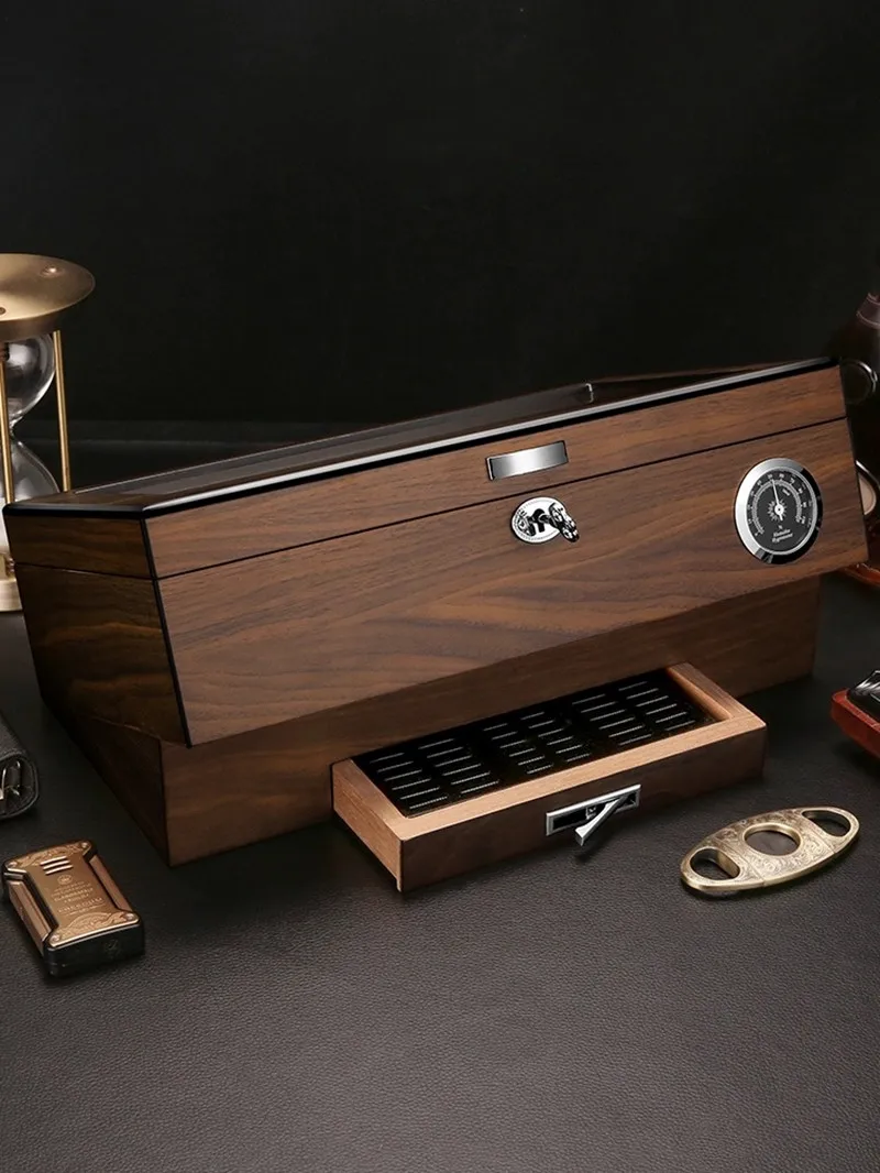 Glass Topped Cedar Cigar Box, Containing Thermometer And Humidifier, With European Style Safety Lock Cigar Box.
