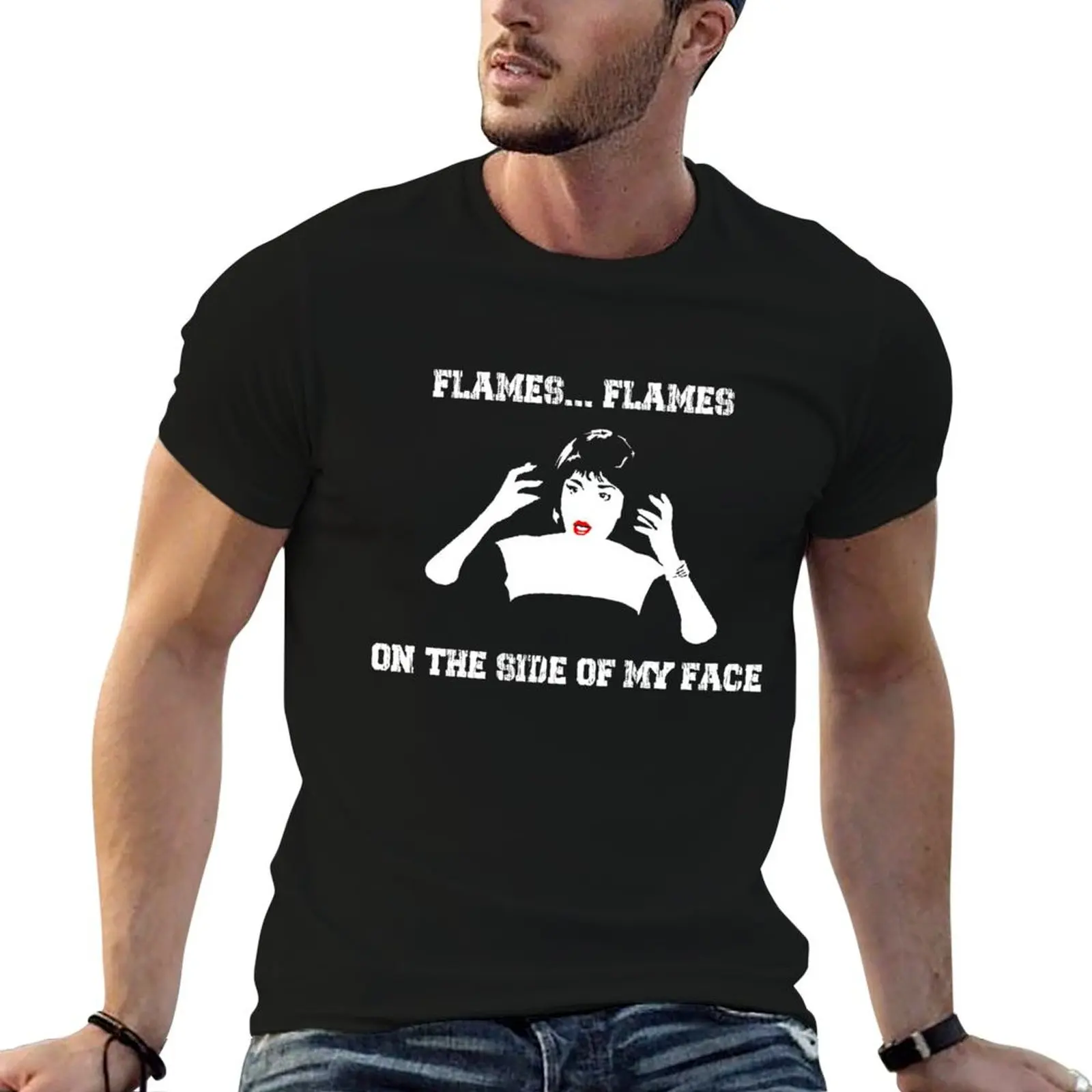 Flames...Flames On The Side Of My Face - T-shirt Clue Movies avec impression d'art linéaire simple