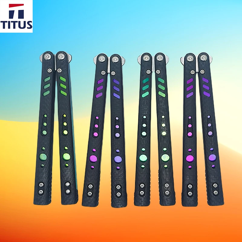 TITUS Rep Replicant Crushed Channel Kohlefaser + Titangriff