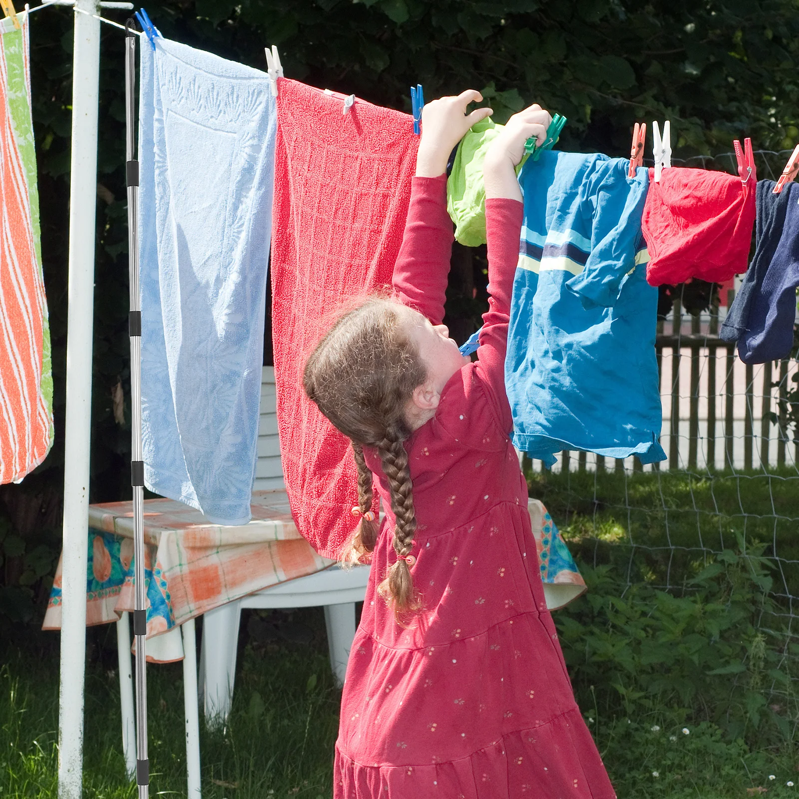 Set da asciugatura per esterni Stendibiancheria da campeggio portatile da viaggio Corda da 10 m con 12 picchetti per appendere facilmente, leggero e compatto