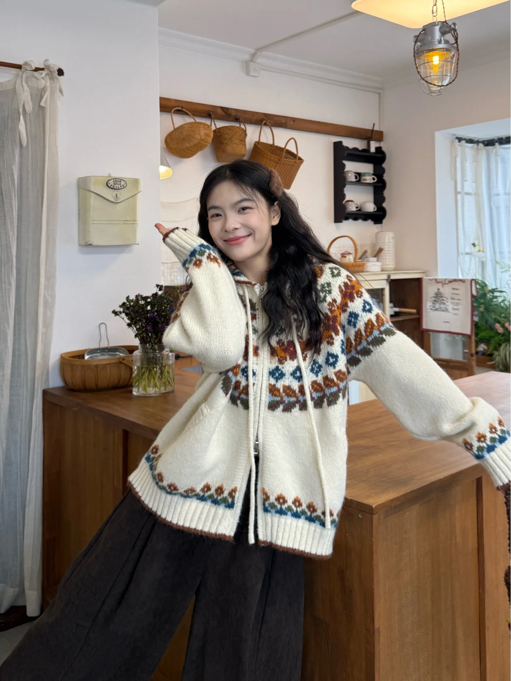 

Retro Thickened Fair Isle Zipper Sweater Jacket Women's Spring 2026 Casual Loose Knitted Top Zipper Knitwear Outerwear