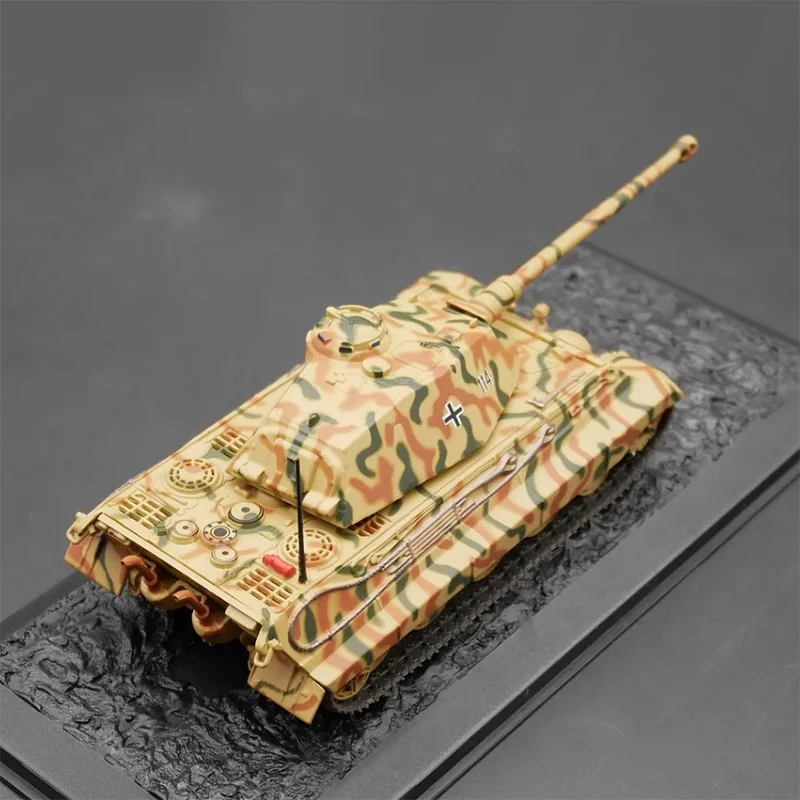 Diecast 1:72 Scale Ixo Pz.Kpfw VI Tiger II Ausf.B Model Alloy Tank Finished Product Simulation Series Toy Souvenirs Collection