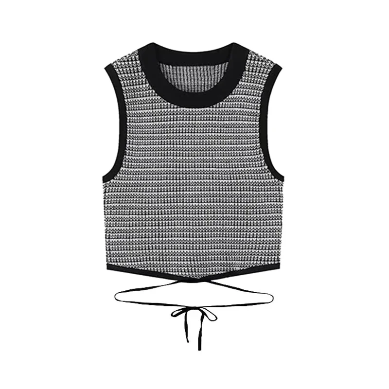 Top Women's new sleeveless outer wear black and white striped short bottom knitted vest