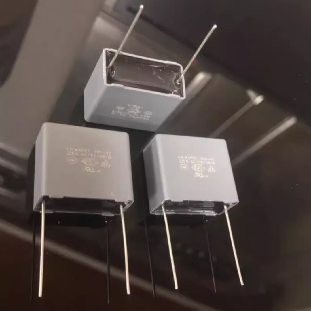 

Farad Safety Capacitor 225K 305V X2 MKP62 225K 305V 2.2uF 305V P22MM