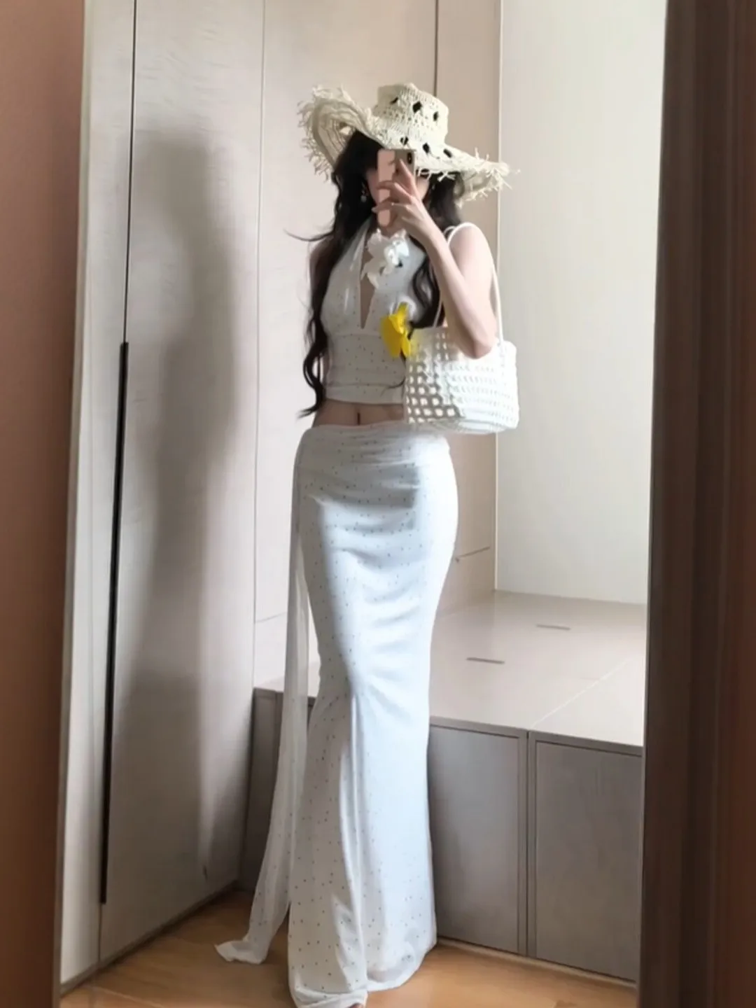 

Vacation Style V-Neck Hanging Neck Top And Wrap around Skirt Two-Piece Set Comfortable Breathable Summer Outfit for Women