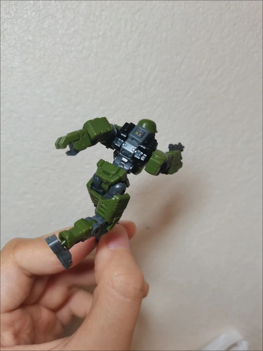 Warriors Workshop LOYALTY 'G' ASSIST HUMANOID SOLDAT Match Soldier-Ndusthal Soldie Actionfigur im Maßstab 1:30, Montagemodellspielzeug