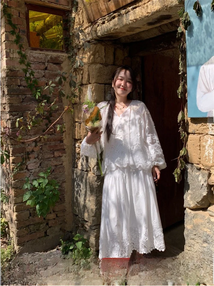 

Новая китайская женская весенняя модная молодежная блузка из чистого хлопка с вышивкой сакуры, повседневная, элегантная