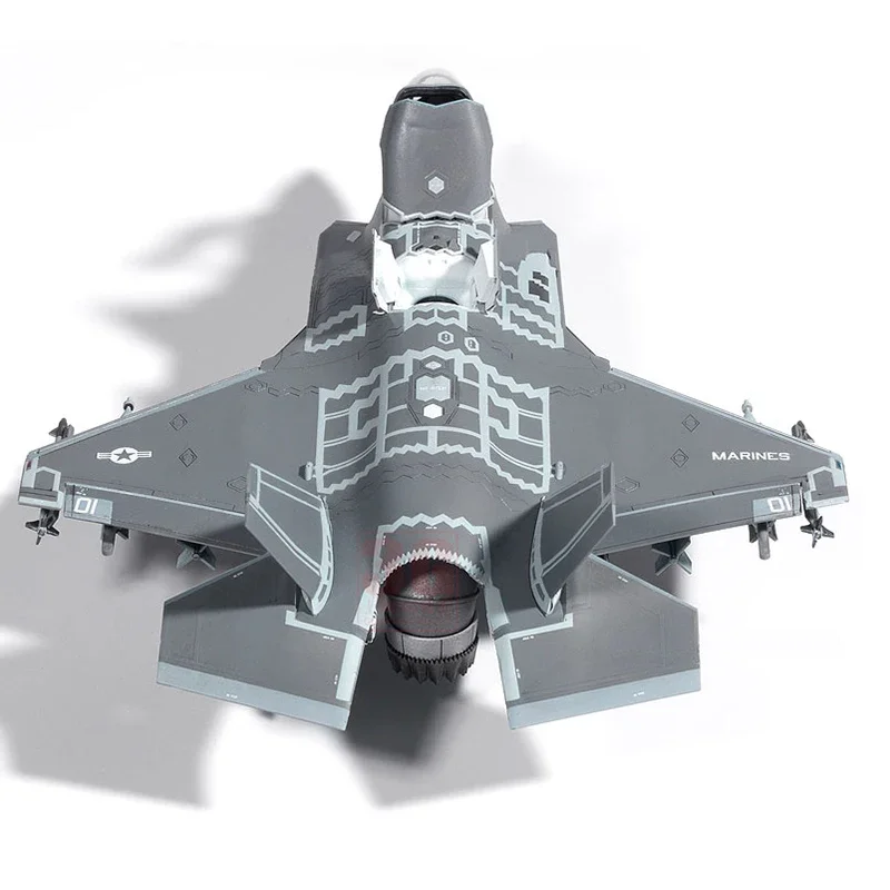 Academy kit model pesawat rakitan 12569, F-35B Amerika VMFA-121 fighter 1/72