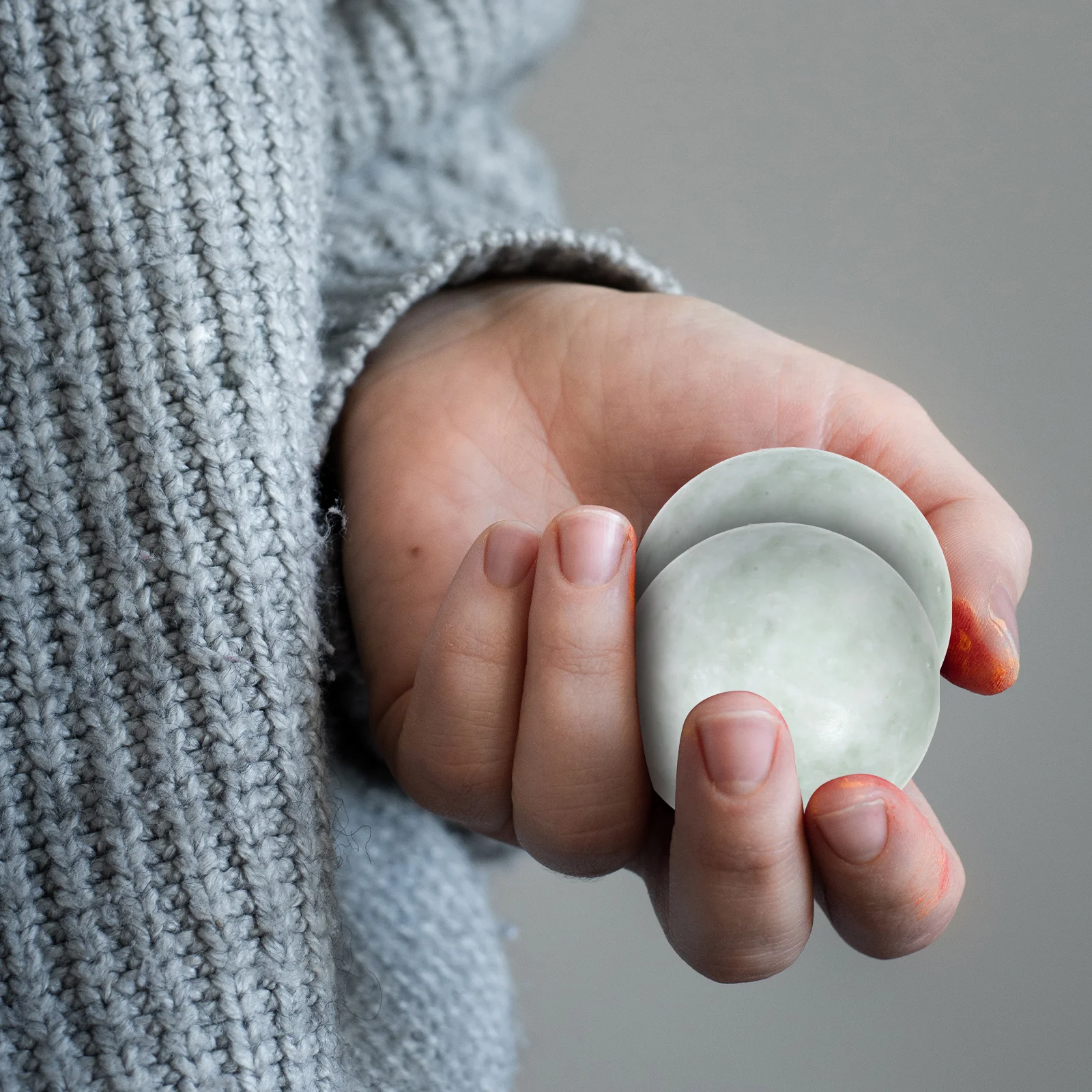 

2 шт. долговечные массажные шарики для рук, гладкий портативный дизайн для улучшения циркуляции ладони, массажные шарики для рук, гандболы