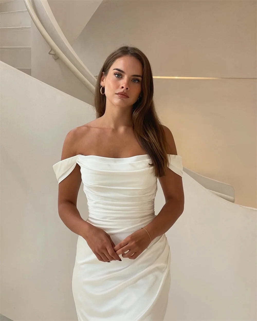 Tokyo Customized White Off Shoulder Wedding Dresses Long Sleeves Court Train Bridal Gowns 2025 Mermaid Elegant Wedding Gowns