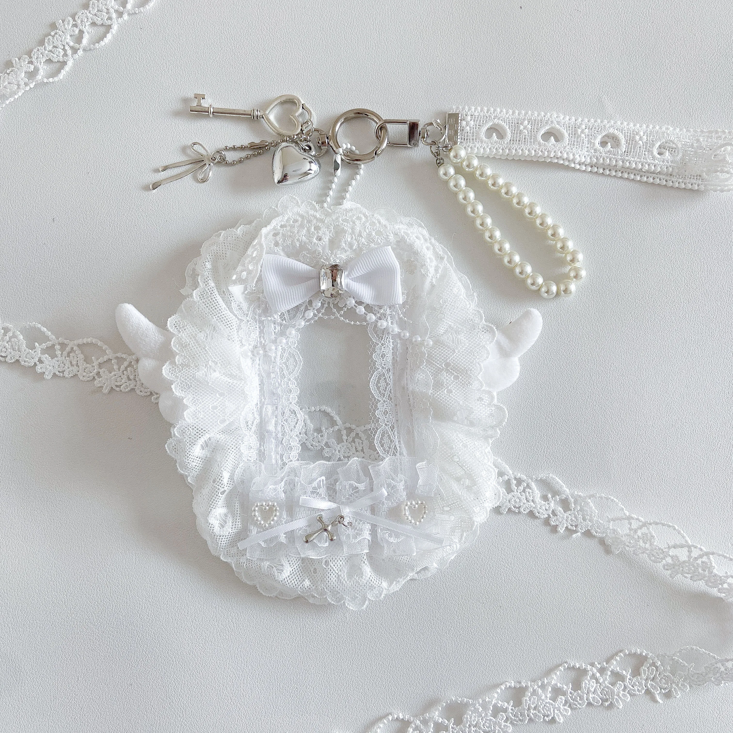 Lace Photocard Display Sleeve Aesthetic PC Holder with Carabiner Bag Charm, Kpop Merch Display Accessory for 3-inch Cards