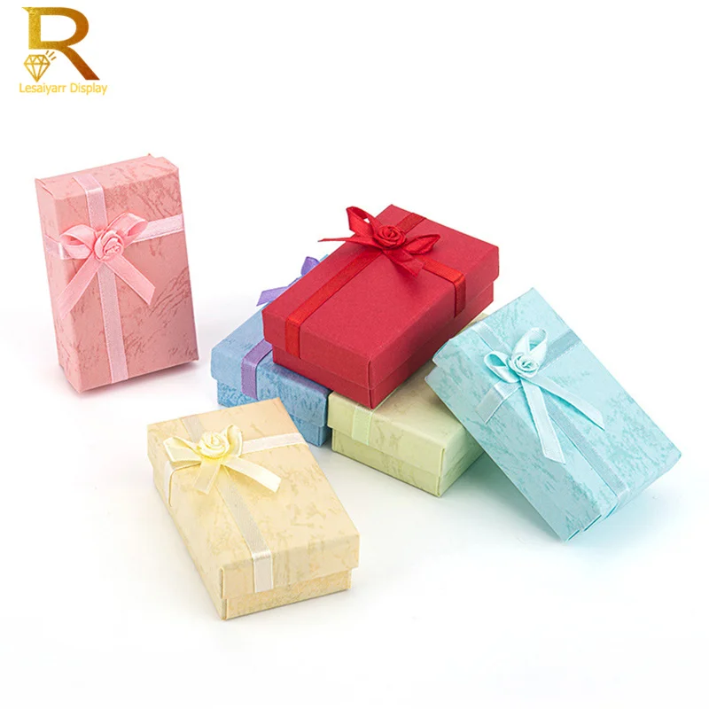24 Stück hochwertiges Papier-Ring-Halsketten-Set, Schmuck, Halskette, Ohrringe, rechteckiges Paket, Geschenkbox, 5 x 8 x 2,5 cm