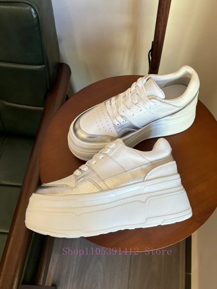 

Fashion Women Skate Shoes Genuine Leather Height-Boosting White Chunky Sneakers New Korean-Style Casual Platform Shoes