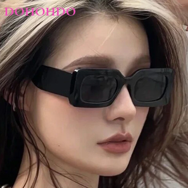 

Retro Y2K Fashion Small Square Frame Sunglasses Women Men Luxury Brand Design Outdoor Fishing Travel Shades UV400 Gafas De Sol