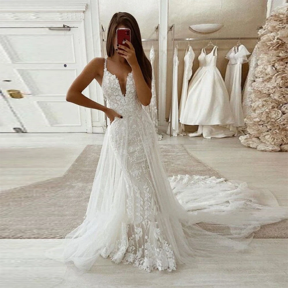 Vestidos de casamento sereia românticos para mulheres, cintas de espaguete, apliques de renda, vestidos de noiva com gola V, roupas formais para noiva, roupas sob medida