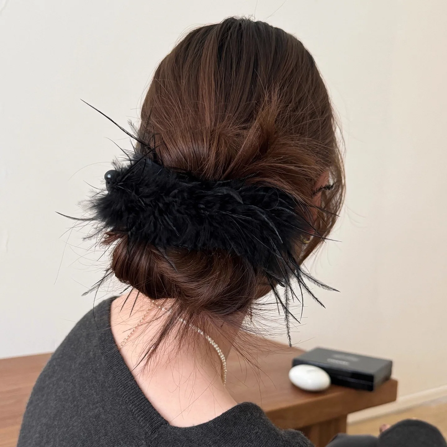 1pc Super Fairy Feather Hair Clip New High end High ponytail Banana Clip with Temperament, Back of Head Hair Vertical Clip Headp