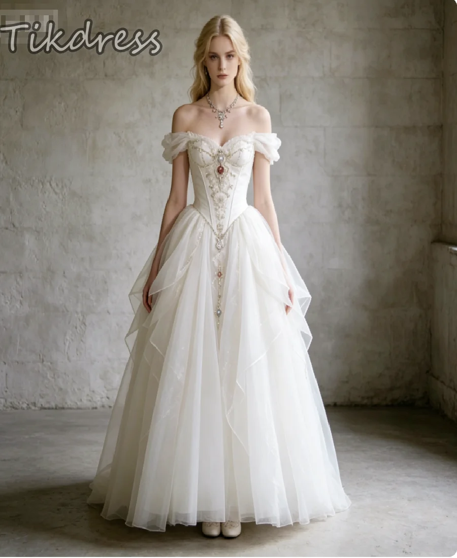 Vintage Fairy White Gothic Wedding Dress Off Shoulders Tiered Ruffles Halloween Medieval Bridal Gowns A Line Tulle Multi Layer