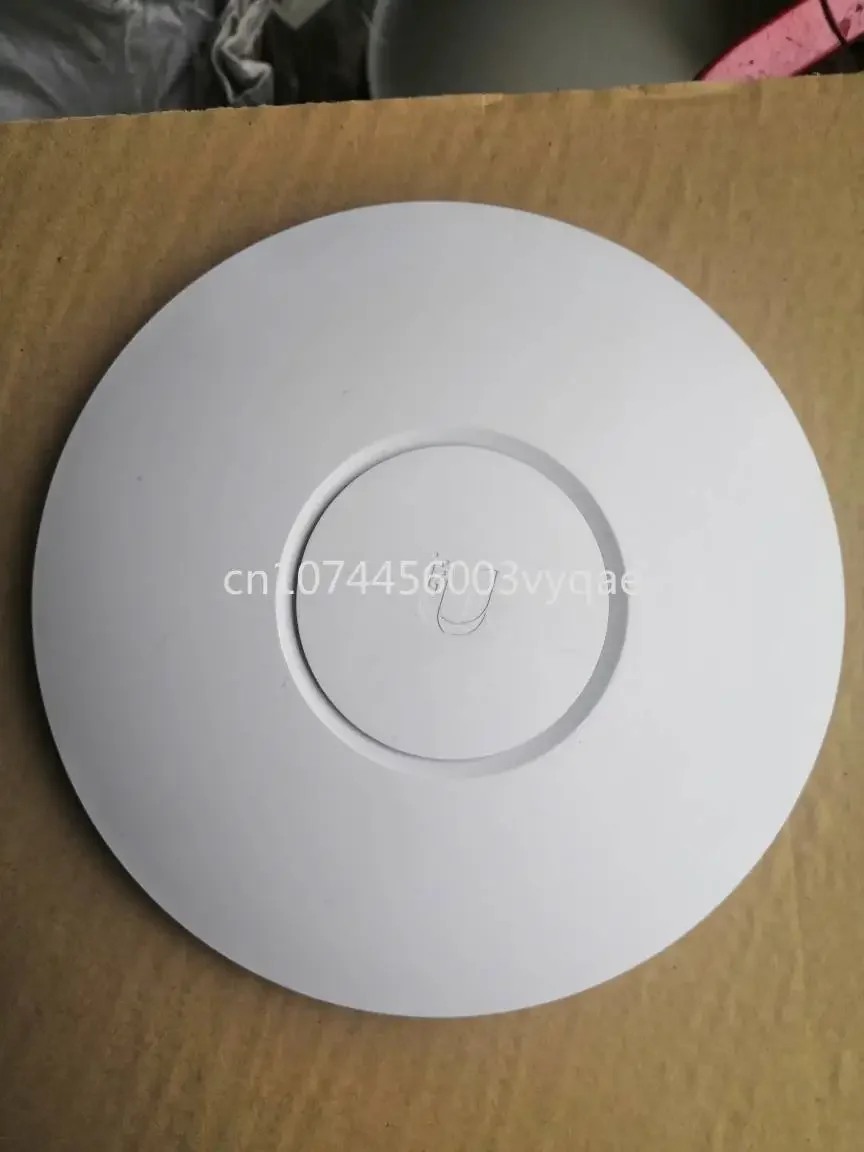 UBNT Unifi UAP LR Long Range 2.4G 500MW Ceiling Hotel Coverage UAP V1/V2 LR V1