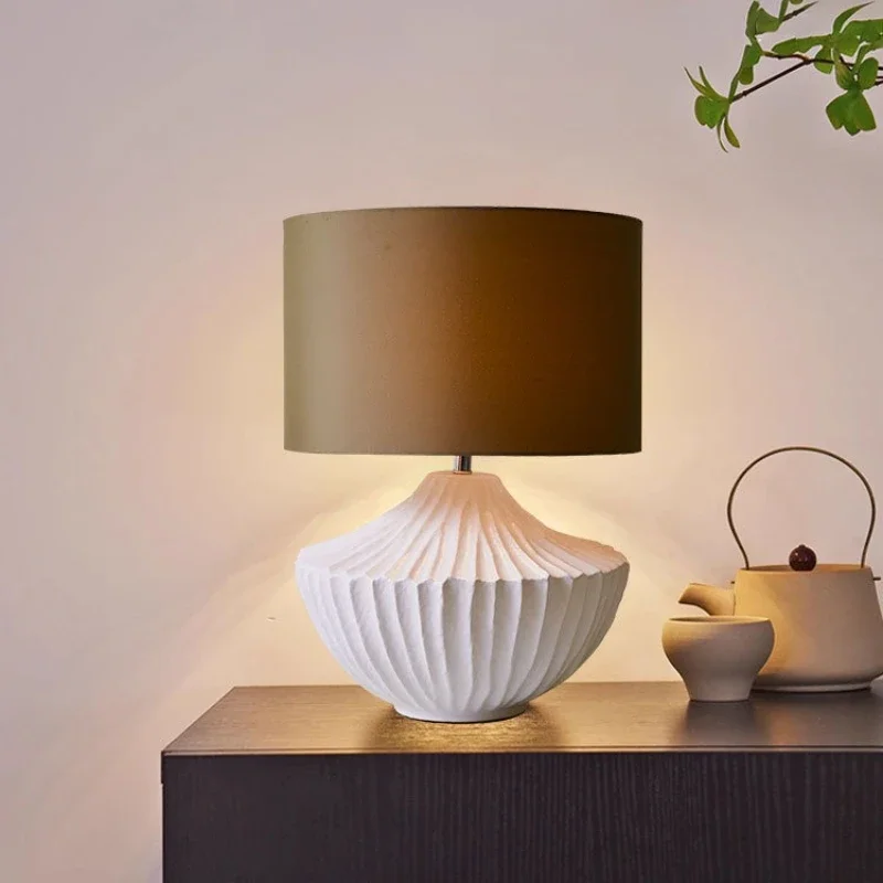 

SANDYHA Japanese Retro Ceramic Floor Lamp Unique Pottery Jar Design for Bedroom LED Light Elegant Living Room Indoor Decor