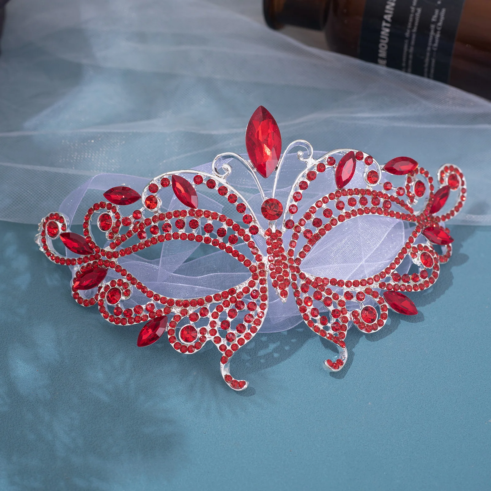 Women Crystal Masquerade Mask Rhinestone Fancy Mask Evening Party Mask for Masquerade Ball Banquet Cosplay