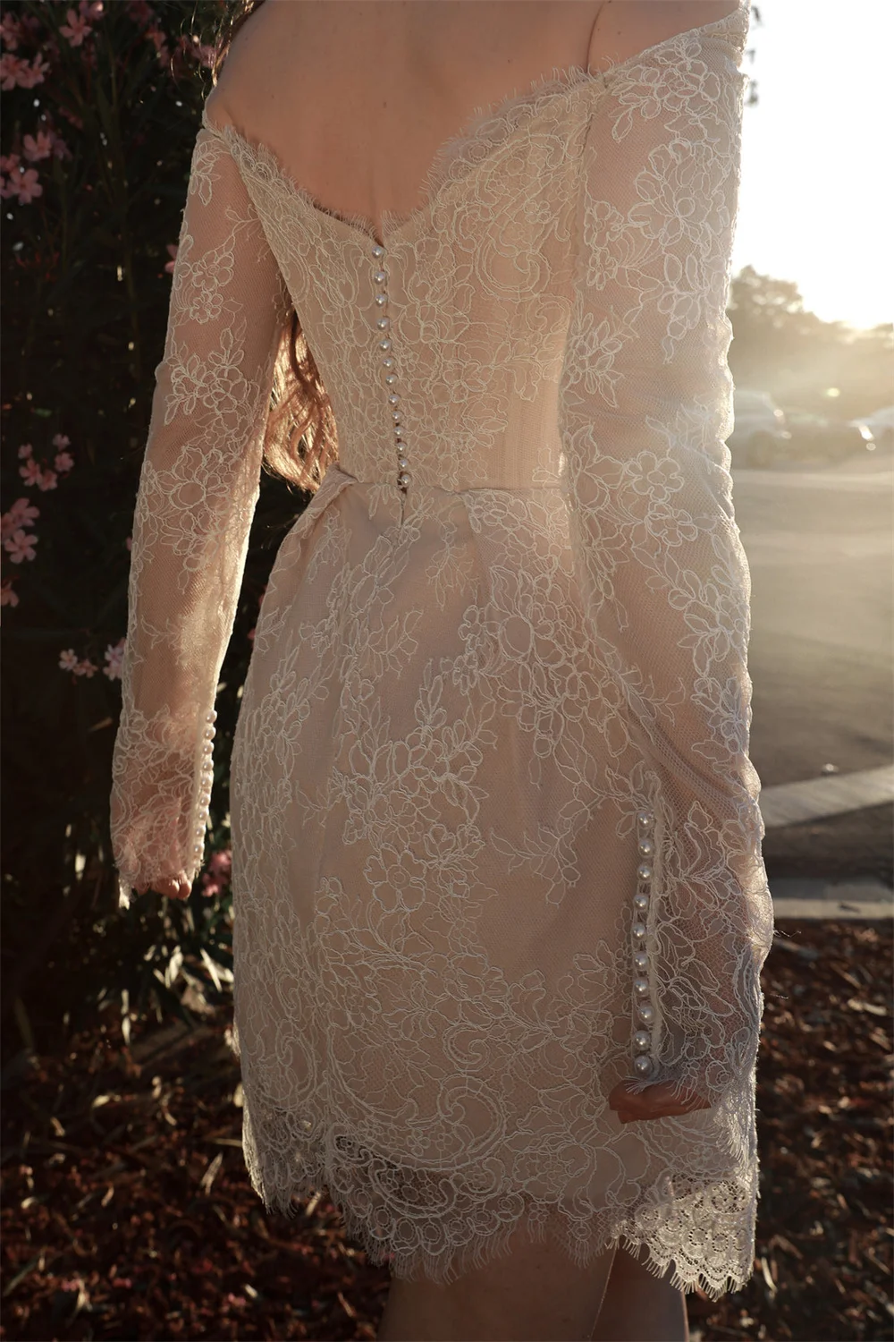 Kyoto personalizzato elegante con spalle scoperte applicazioni in pizzo abito da sposa maniche lunghe mini abiti da noche bottone sul retro formale