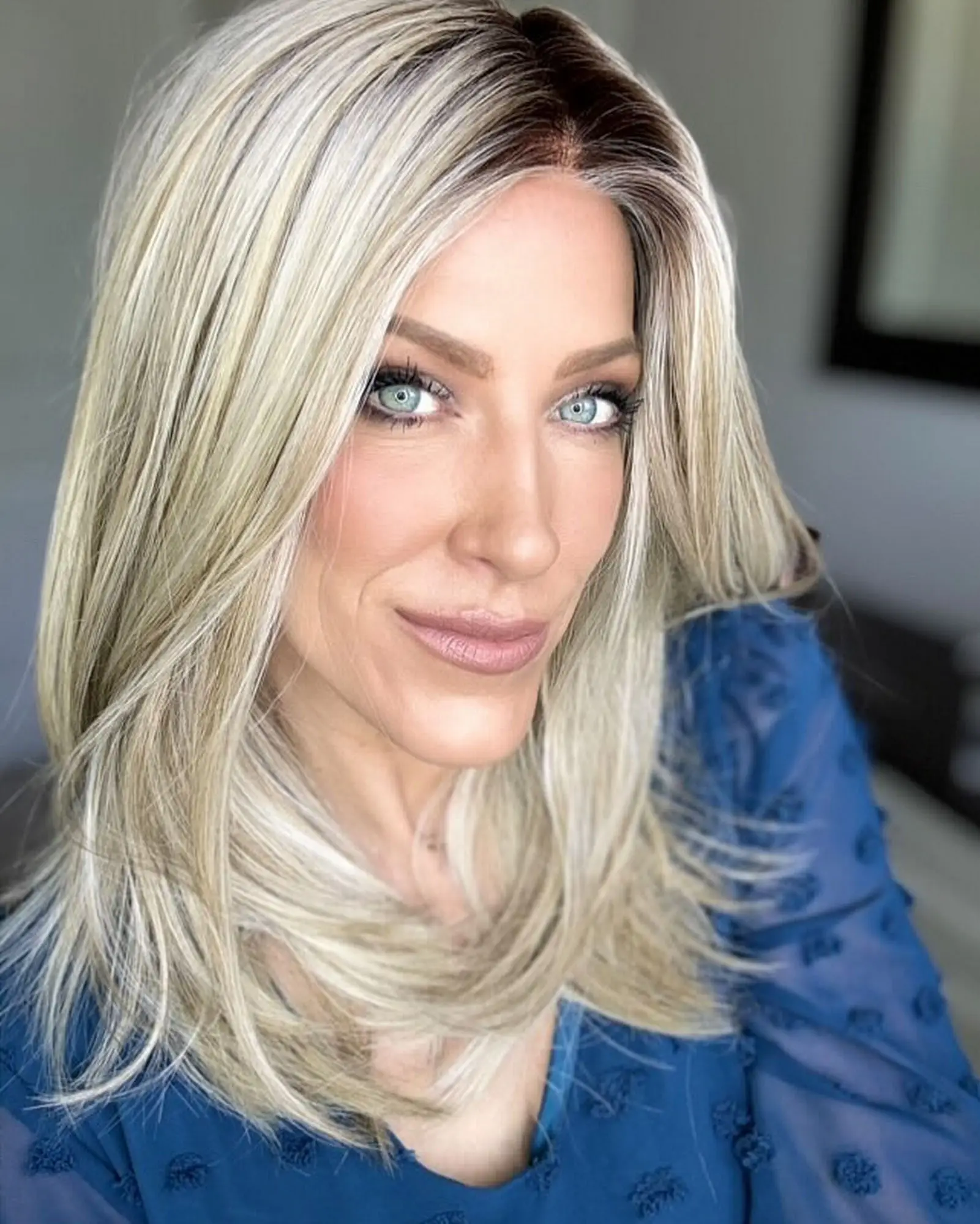 شعر فاخر طبيعي مستقيم الاصطناعية الدانتيل الباروكات أمامي أومبير الكتف الرماد شقراء الاصطناعية الدانتيل الباروكات أمامي ألياف سمراء #3