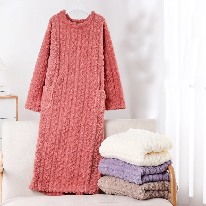 

Winter Coral Fleece Robe Long Sleeve Bathrobe Loose Women Double Pocket Solid Sleepwear Jacquard Nightdress Thick Warm Nightgown