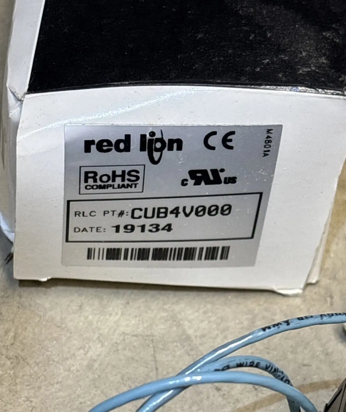 New Red Lion CUB4V000 Miniature DC Voltmeter