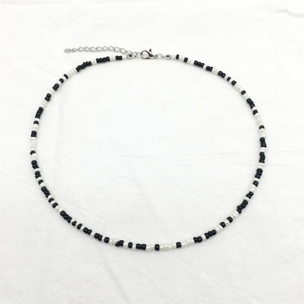 2025 New Trend Acrylic Bohemian Mixed Color Seed Bead Clavicle Necklace Rice Bead Beaded Choker Women's Summer Beach Jewelry