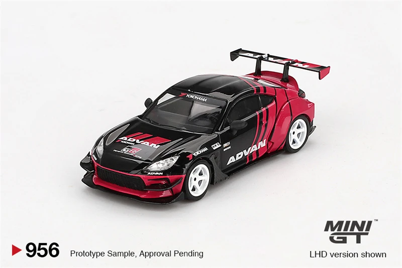 **Pre-Order** MINI GT 1:64 GR86 HKS TYPE R ADVAN 2022 Tokyo Auto Salon RHD Diecast Model Car