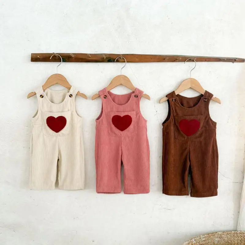 

2025 Autumn New Baby Sleeveless Corduroy Romper Infant Boys Loose Jumpsuit Girls Heart Embroidery Overalls Toddler Casual Pants