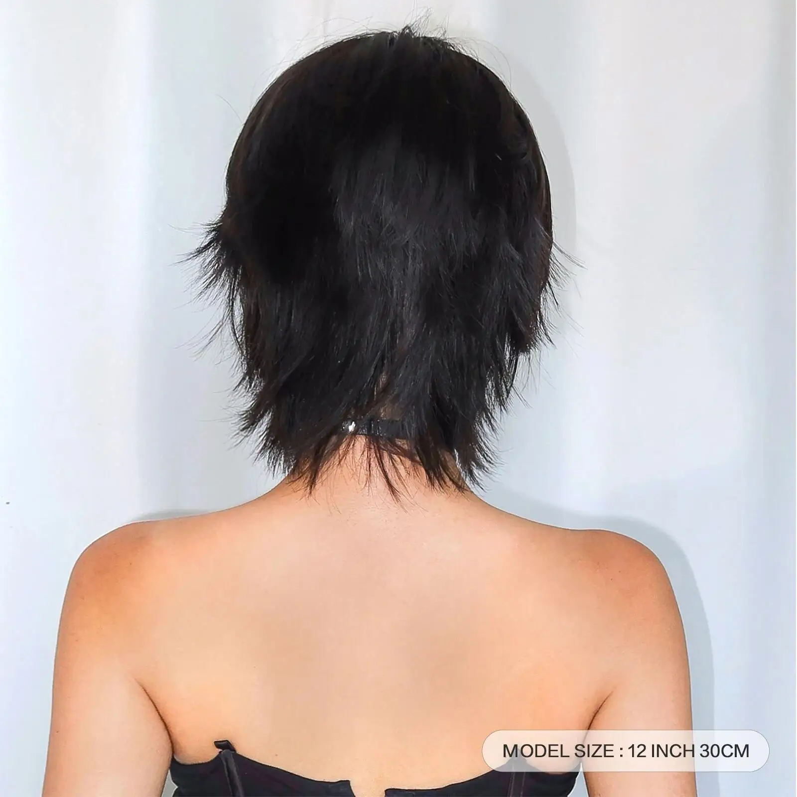前髪付き12インチショートサーモンヘッドウィッグ、女性用ショートストレートブラック合成ウィッグ、パーティー日常使用エルフカットショートウィッグ