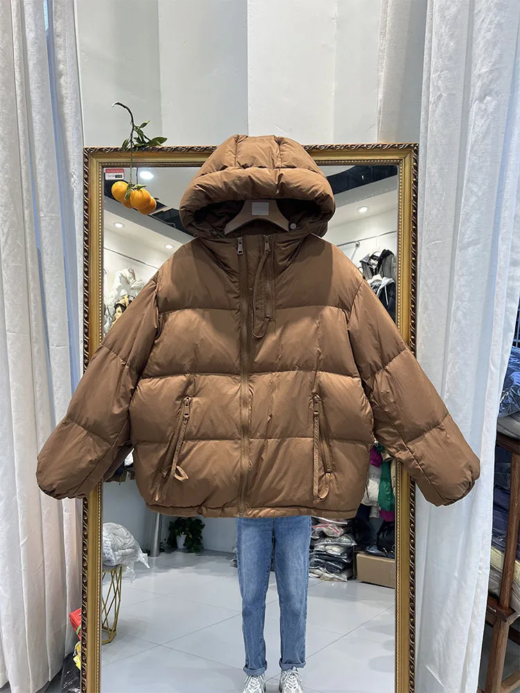 2023 New Winter Lightweight Hooded Puffer Feather Jacket Women Solid Color Loose Over Size 90 White Duck Down Short Coat