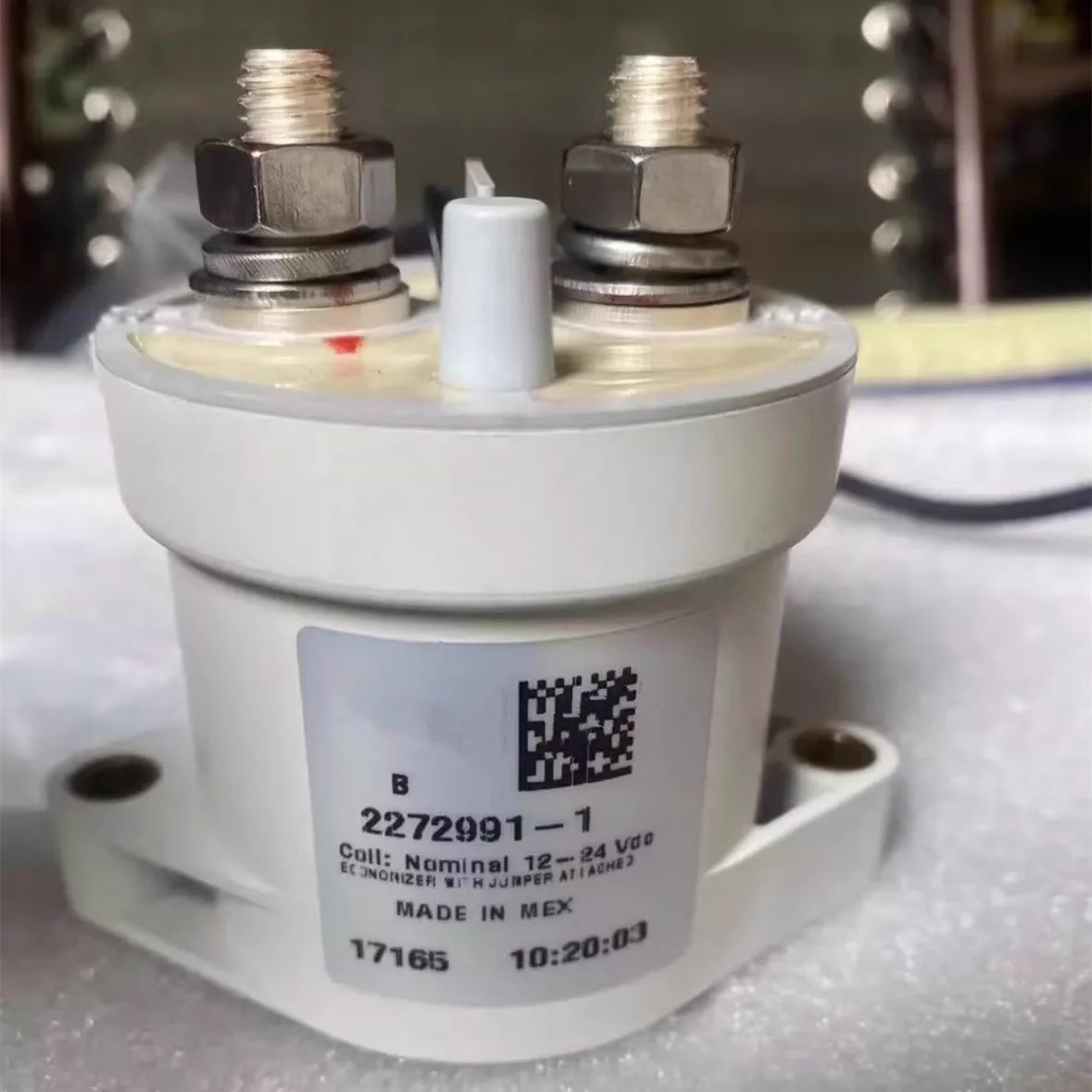 

EVC500 500A Coil 12-24V. High Voltage DC Contactor 2299223-1 2272991-1 Both Brand New/Second-hand Dismantling