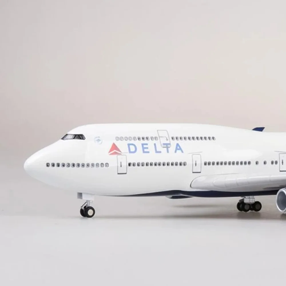 Delta Air Lines, 47 см, масштаб 1:150, модель самолета Боинга, металлическая литейная машина, собранная в подарок авиационным транспортом