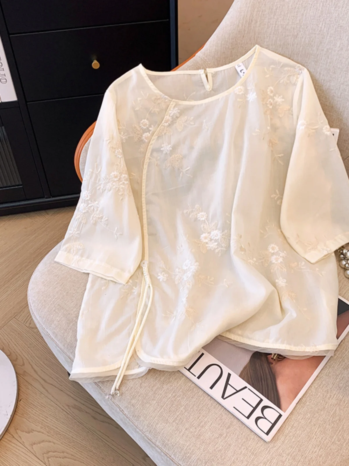 New Chinese Sle Women's Loose ort Sve Embroidered irt Summer Faionable Vintage Zen Heavy Embroidery T-irt Top