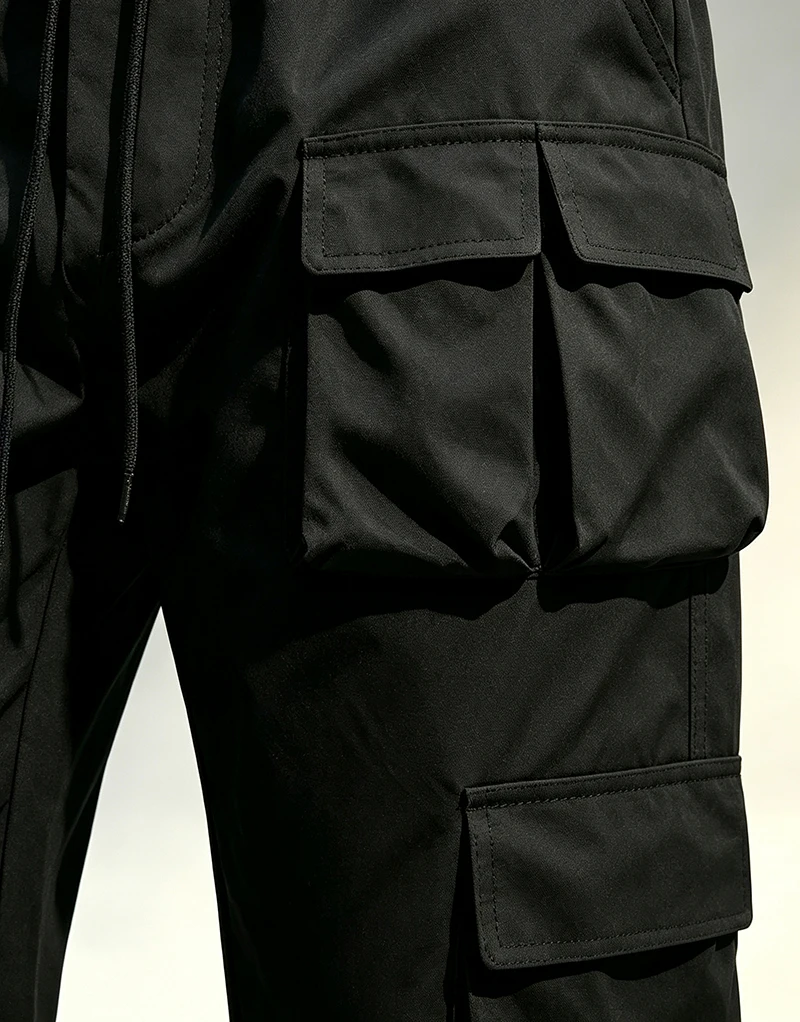 Herren-Cargohose mit mehreren Taschen, elastischem Bund und Kordelzug, locker geschnittene Hose mit geradem Bein, lässige Outdoor-Alltagshose für Frühling und Herbst – Detail 10