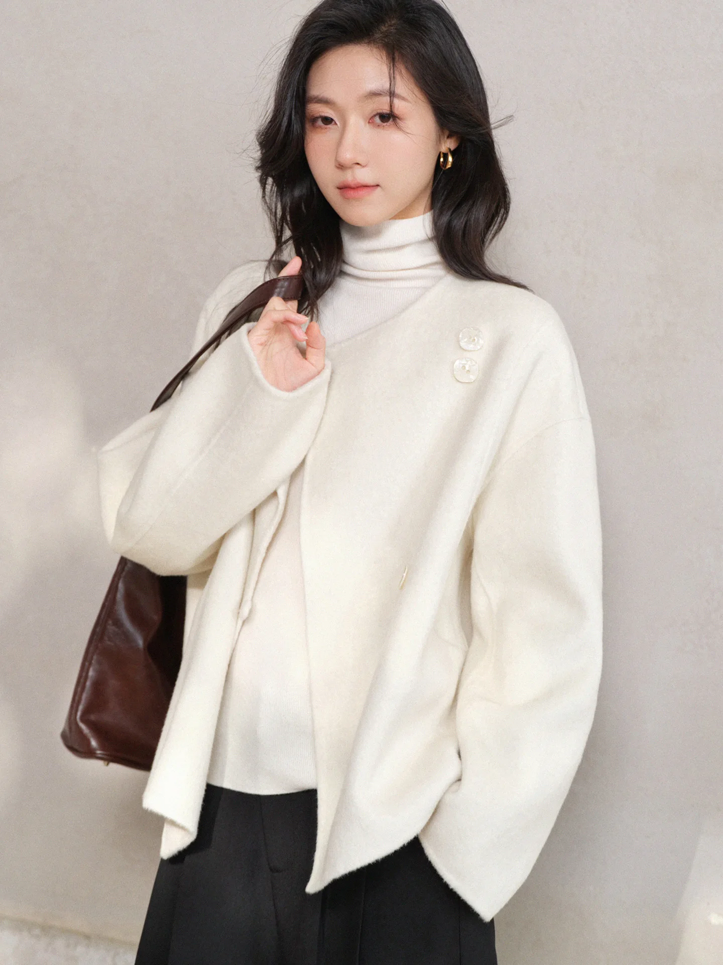 معطف قصير من الصوف الأنيق للنساء شتاء دافئ مزدوج الوجه سترة فضفاضة غير رسمية ملابس خارجية صوفية مستقيمة لمظهر أنيق وشبابي