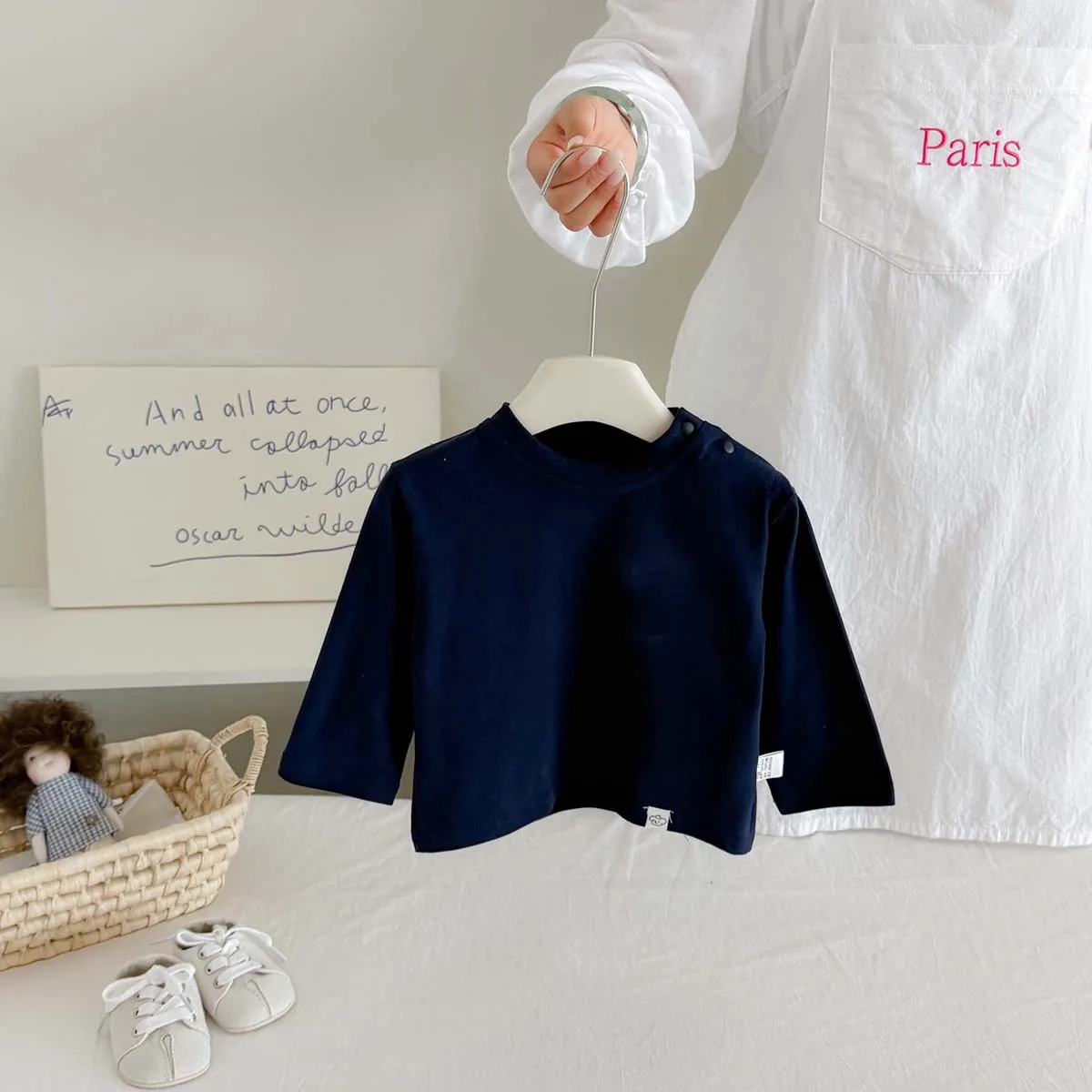 Spring and Autumn New Baby Long Sleeved T-shirt, Children's Pure Cotton Top, Solid Color Baby Top for Men and Women