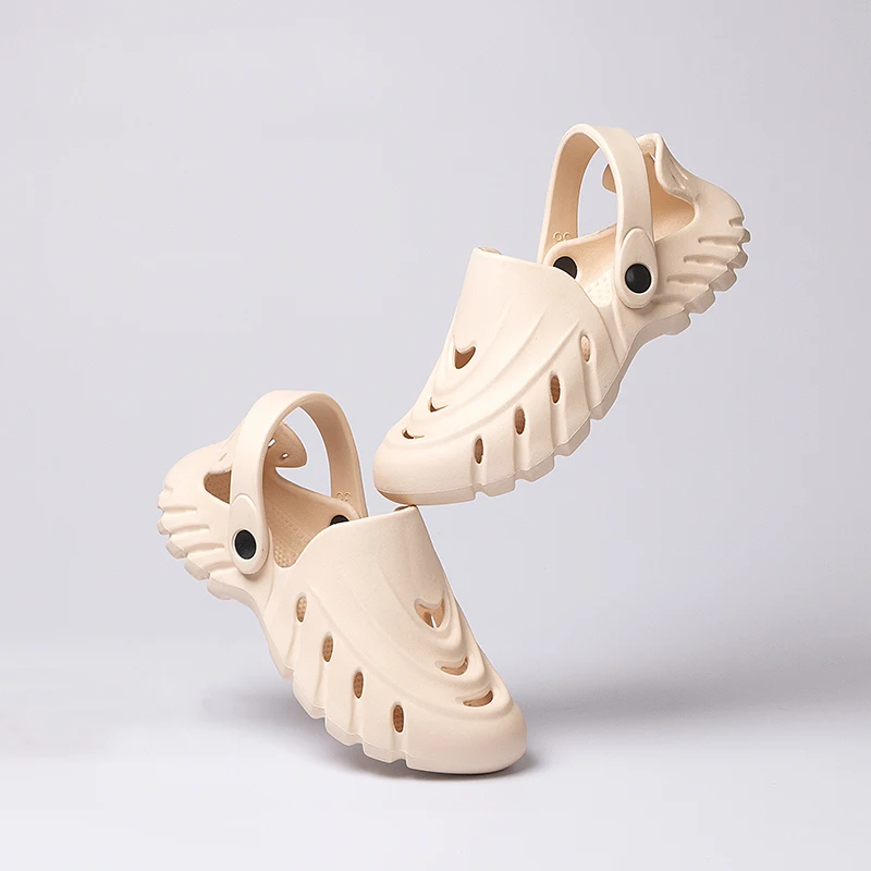 Hole Shoes Summer Men Sandals Light EVA Men's Casual Shoes Clogs Lovers Home Garden Outdoor Male Beach Flat Slippers Big