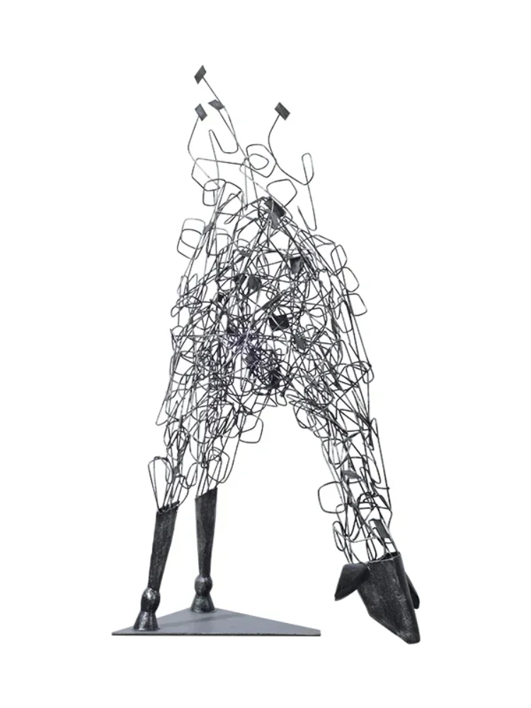 Sculptures in the lobby, metal ornaments, sales offices, large creative ornaments, abstract art crafts, animals