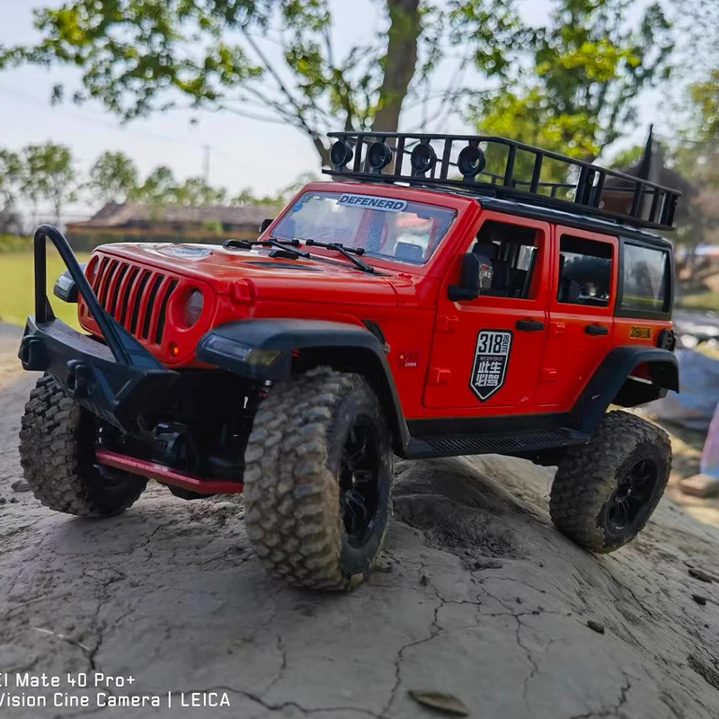 Wrangler télécommandé à quatre roues motrices pleine échelle, véhicule d'escalade, véhicule tout-terrain, jouet modèle de simulation, MN128, 1/12