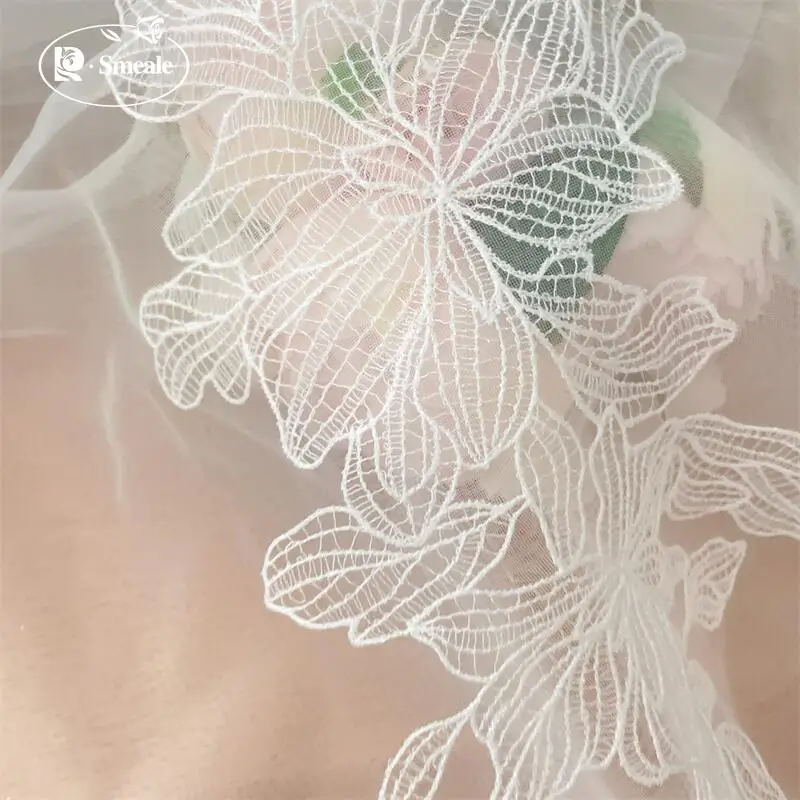 10 Stück/5 Paar Weiße Fischfaden-Blumen, Spiegelblumen-Aufnäher, DIY Handarbeit Braut-Kopfschmuck Zubehörmaterial RS252182 – Detail 2