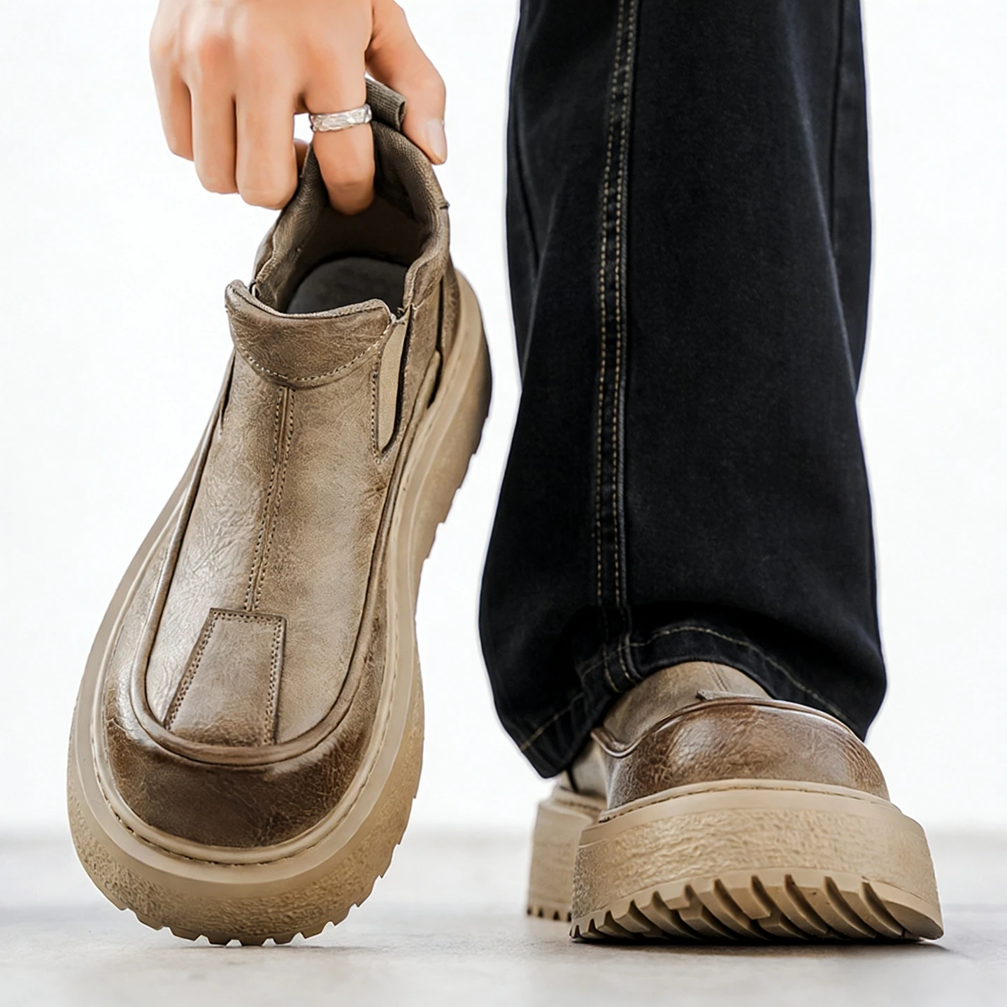 

Мужские кожаные ботинки челси на толстой подошве, без шнурков, в британском стиле, для активного отдыха, весна 2026, новинка