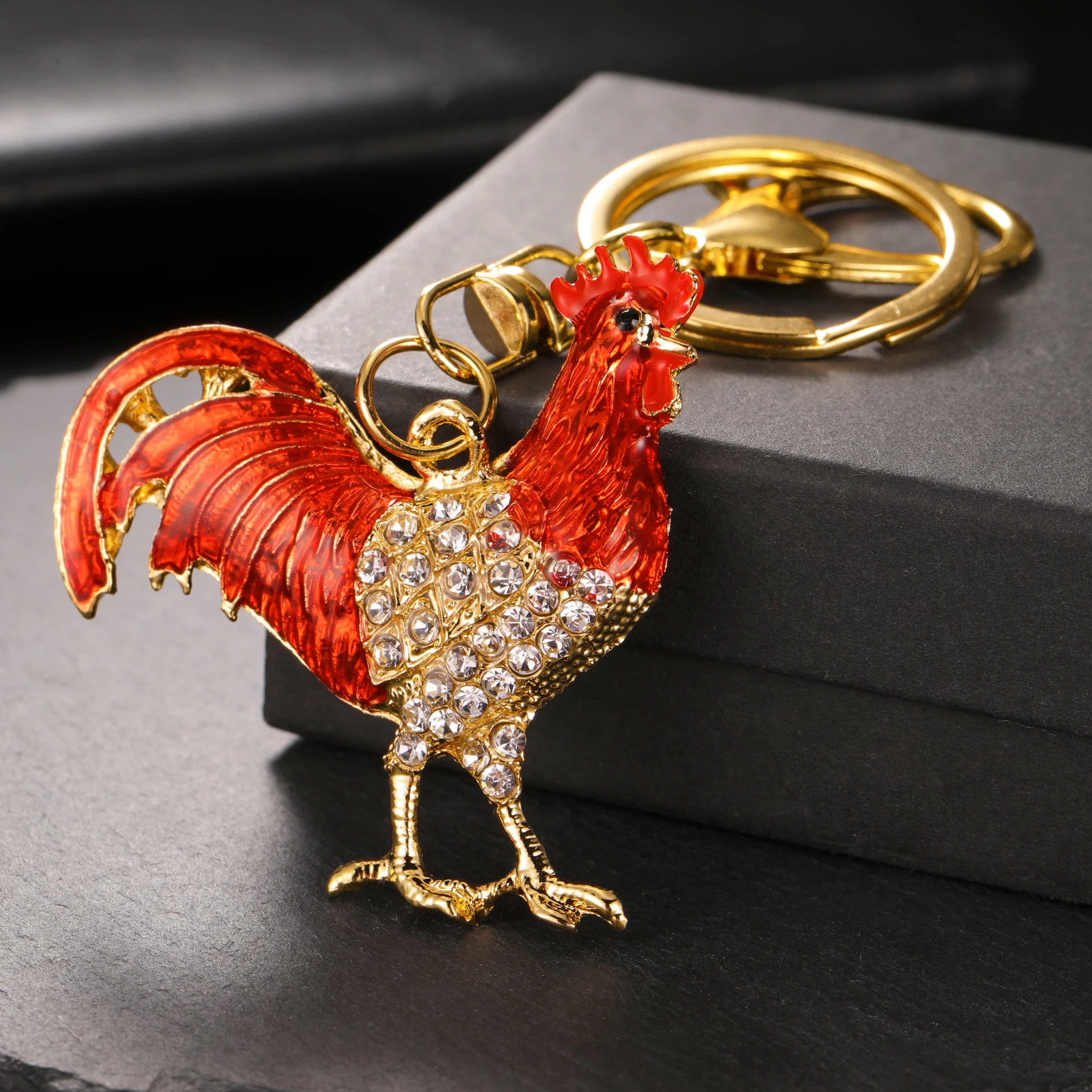 VASSAGO Colorful Rhinestone Rooster Chicken Keychains Luxury Metal Chinese Zodiac Chicken Key Chains Handbag Pendant Jewelry